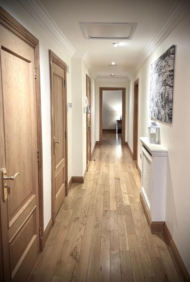 Lomond Castle Penthouse Apartment Лус Екстериор снимка